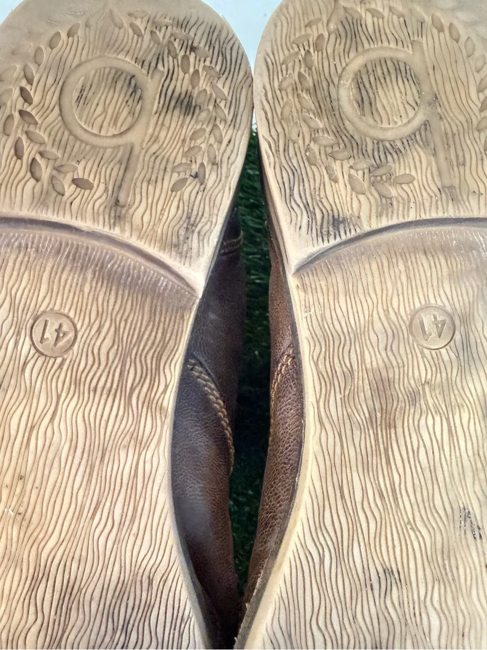Bugatti Brown Leather Chukka Boots with Lace-Up Detail
